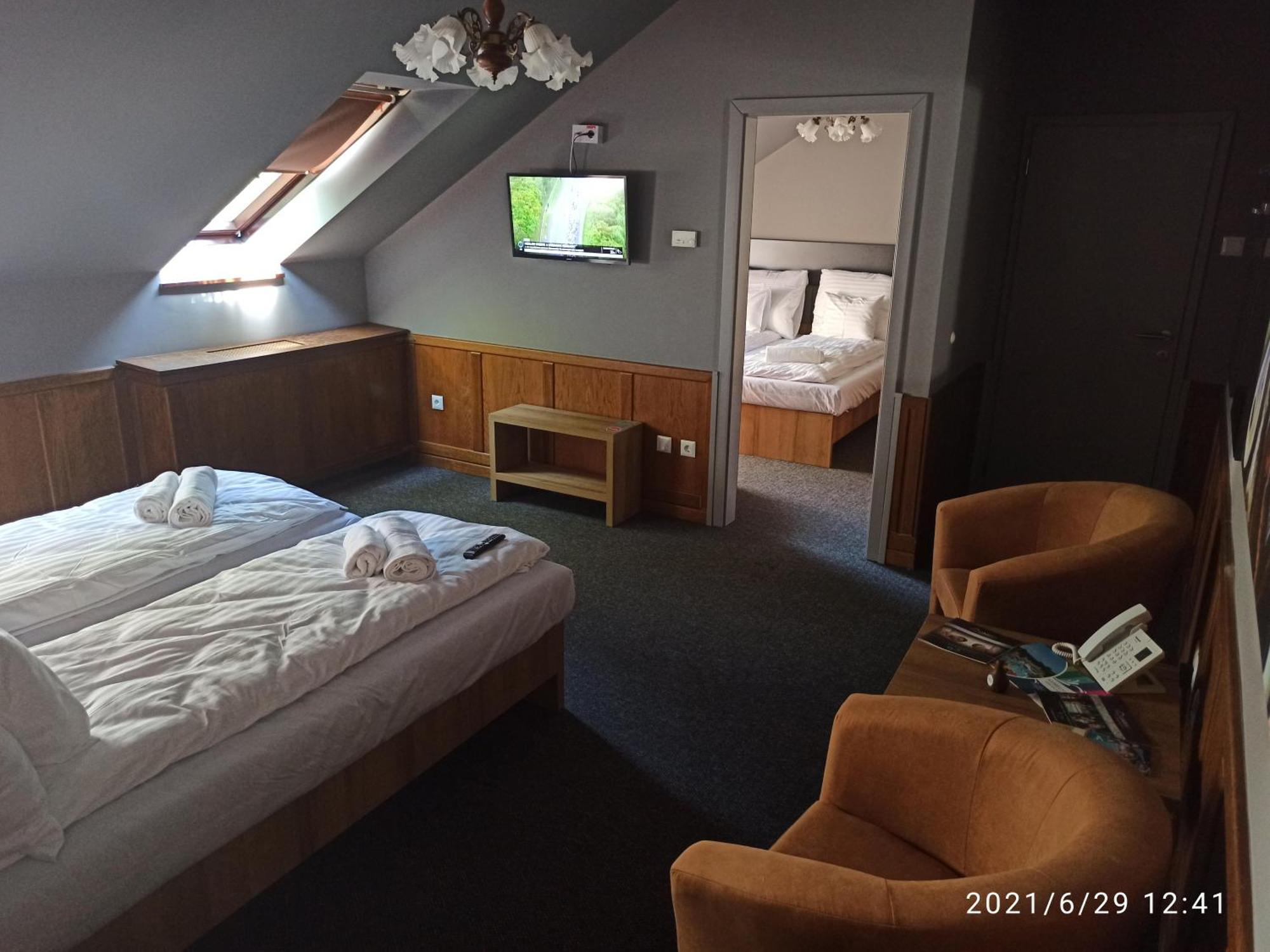 Bed and Breakfast Svajci Lak Panzio Ньиредьхаза Экстерьер фото
